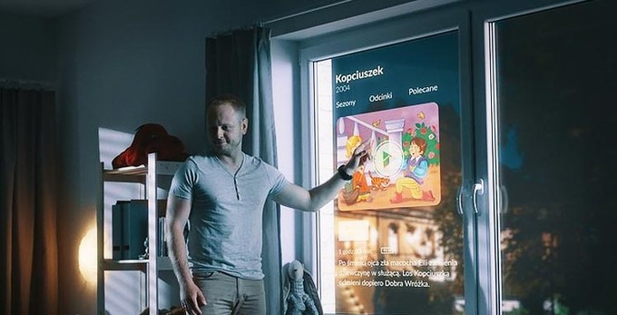 Élaboration d'une fenêtre innovante et interactive SmartWindow.